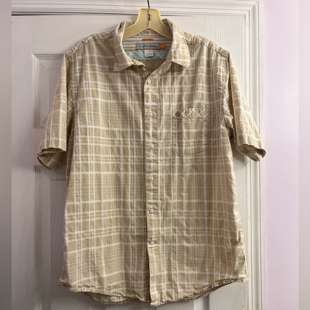 QuikSilver Custom Fit Tan Button Down Shirt Size Large Mens